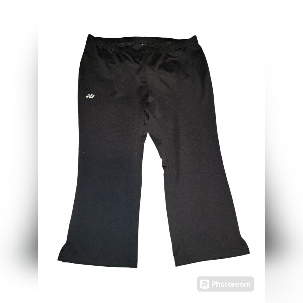 New Balance Black Women's Athletic Leggings